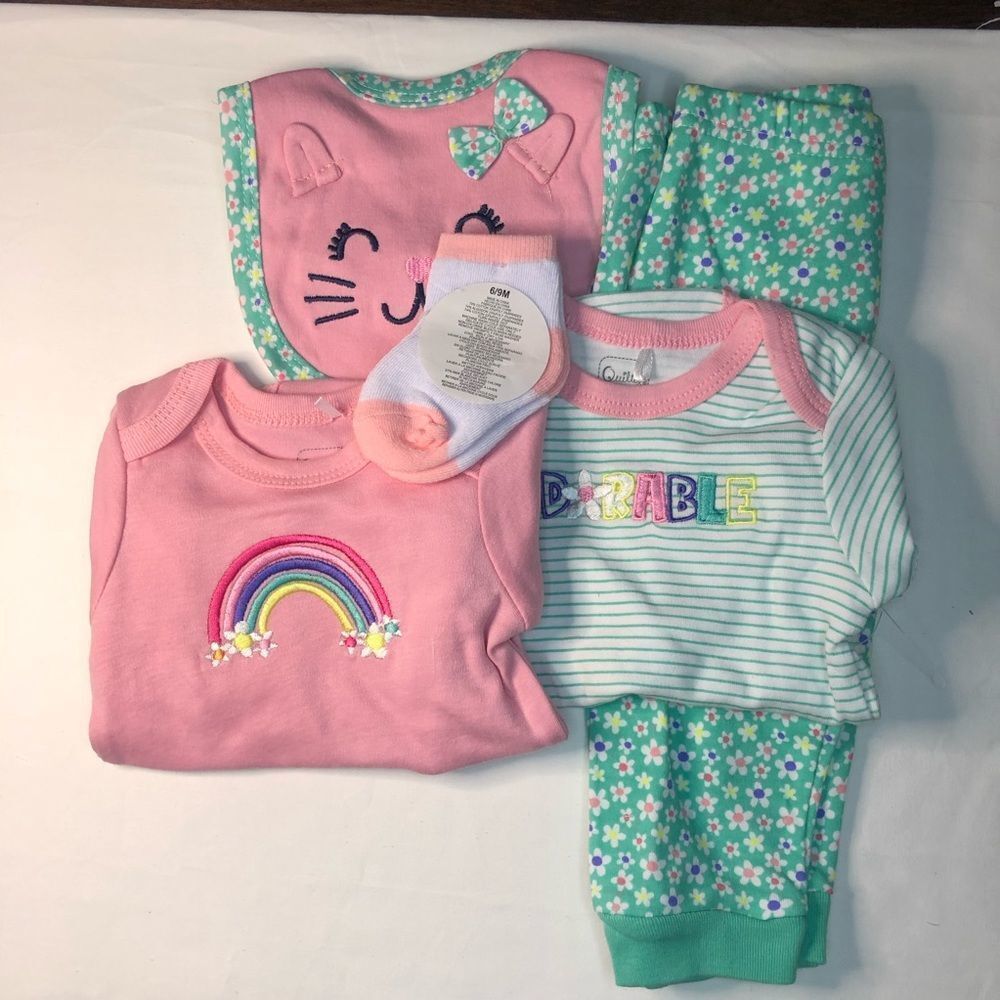 Quiltex Knit 5 Layette Piece Set Girl